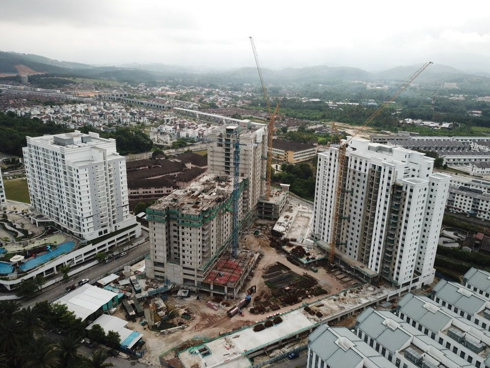 ce800129-bfb2-4f14-9f1a-c4afa1204fa1